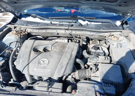 2014 Mazda Mazda3 I Touring z USA, uszkodzony, nr VIN JM1BM1V76E1132061